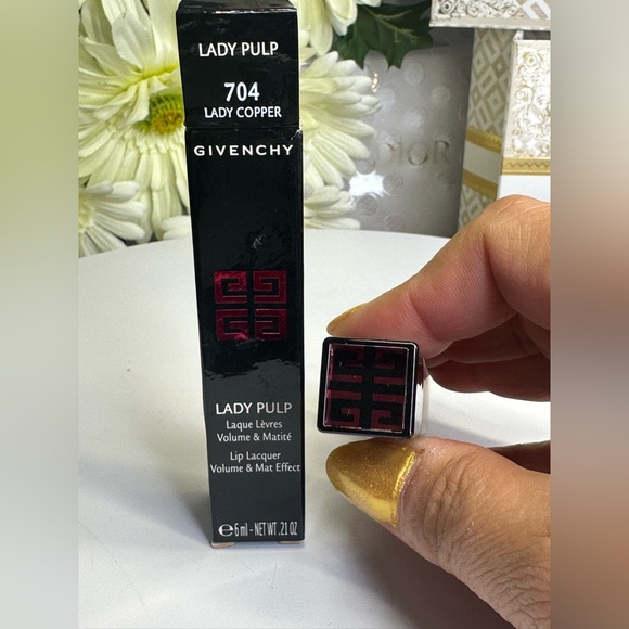 Givenchy lady pulp lip lacquer color:704 lady copper new in box - Picture 3 of 5